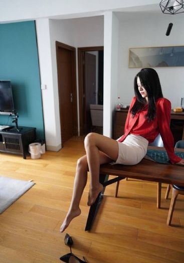 怦然心动的小姐姐第1季-人人影视免费观看字幕