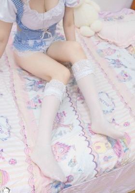 资助的贫困生把我别墅卖了-正片普通话在线观看