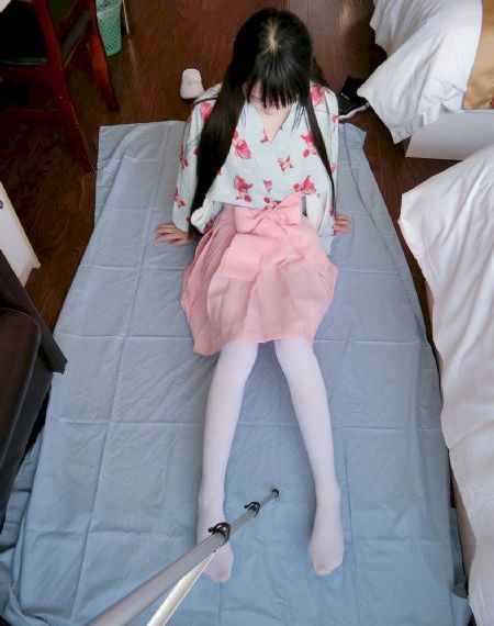 萌宝来袭爹地请跪好-清晰高清迅雷下载