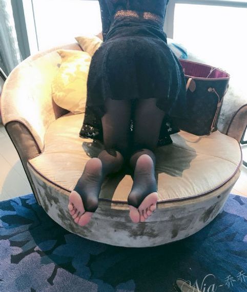 重生后，牵手死对头暴扣渣男-院线中文字幕