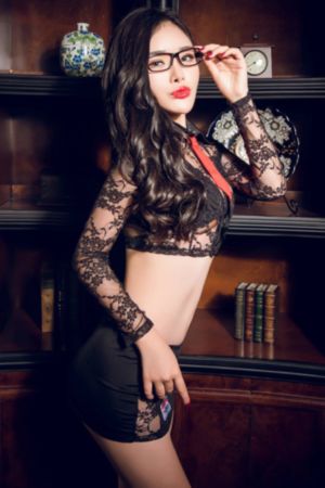 同居三人组(粤语)-院线免费观看超清