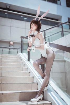 爱欲芳菲尽-蓝光字幕国产在线观看