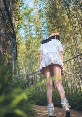 一剑凌霄-午夜伦理完整视频观看